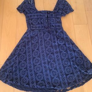 Aeropostale | Blue dress with subtle floral print